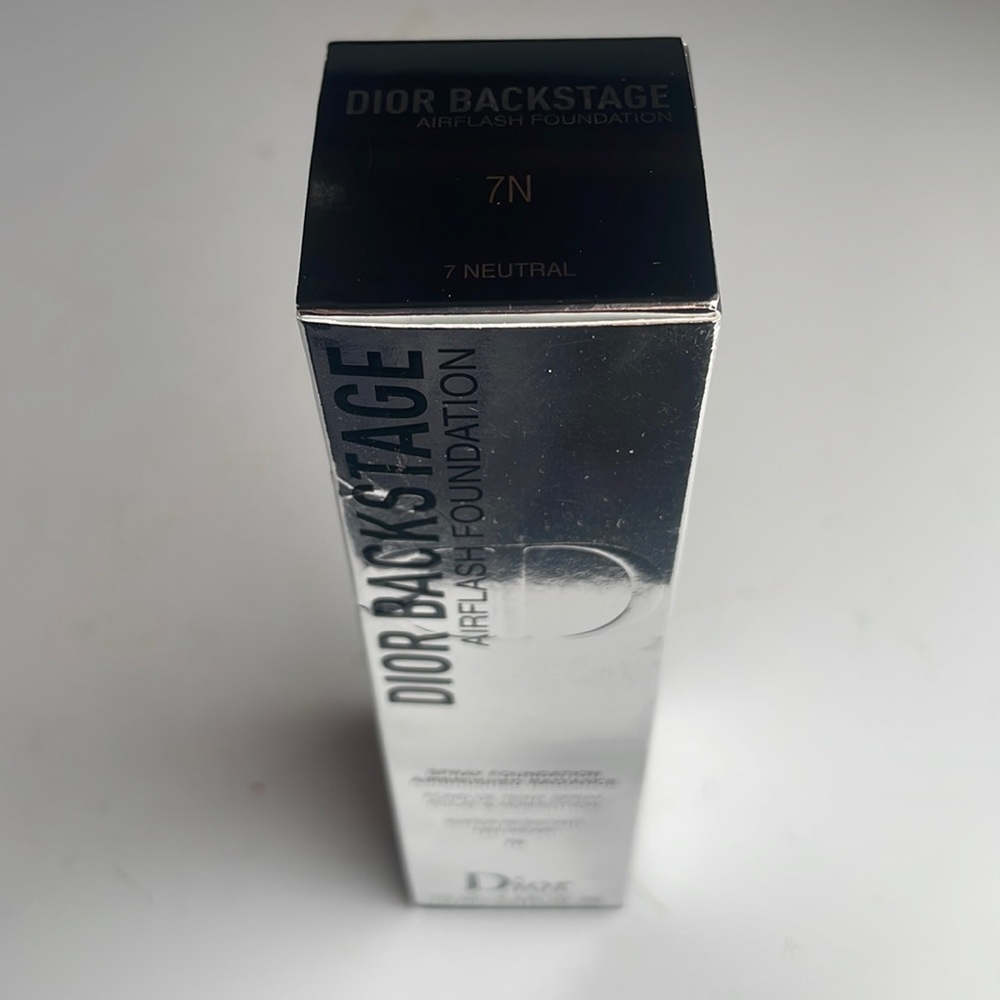 Dior backstage Air Flash spray foundation 7N neutral